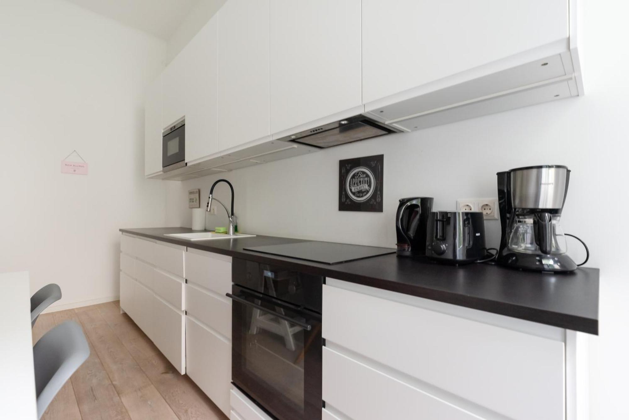 Cozy Apartment In The Charming Cottage Quarter Вена Экстерьер фото